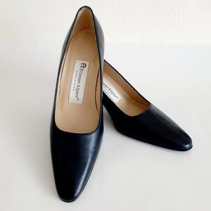 Etienne Aigner Women's Black Pump